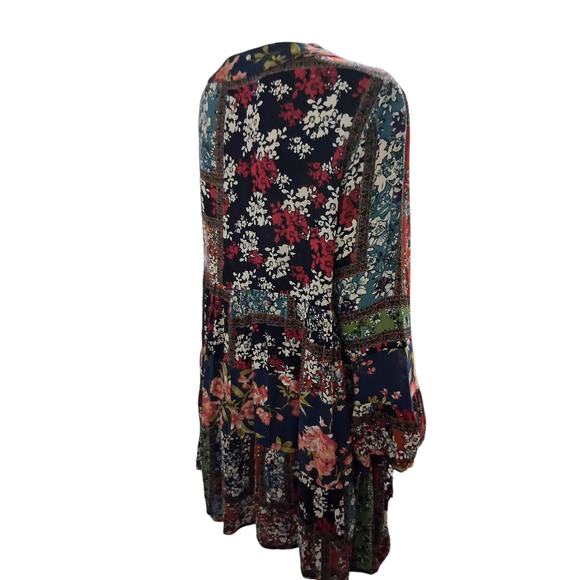 Entro Patchwork Floral Women's size Large Bohemian Cottagecore Bell Sleeve Dress - Picture 4 of 11
